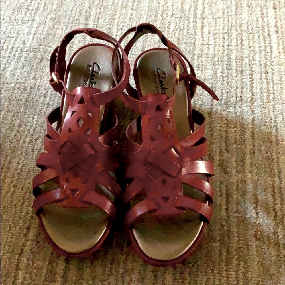 Clarks wedge sandal